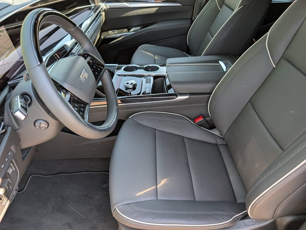 New 2026 Cadillac Escalade Sport w/ Touring Package AWD/4WD image 11