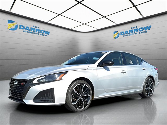 Certified 2023 Nissan Altima 2.5 SR image 1