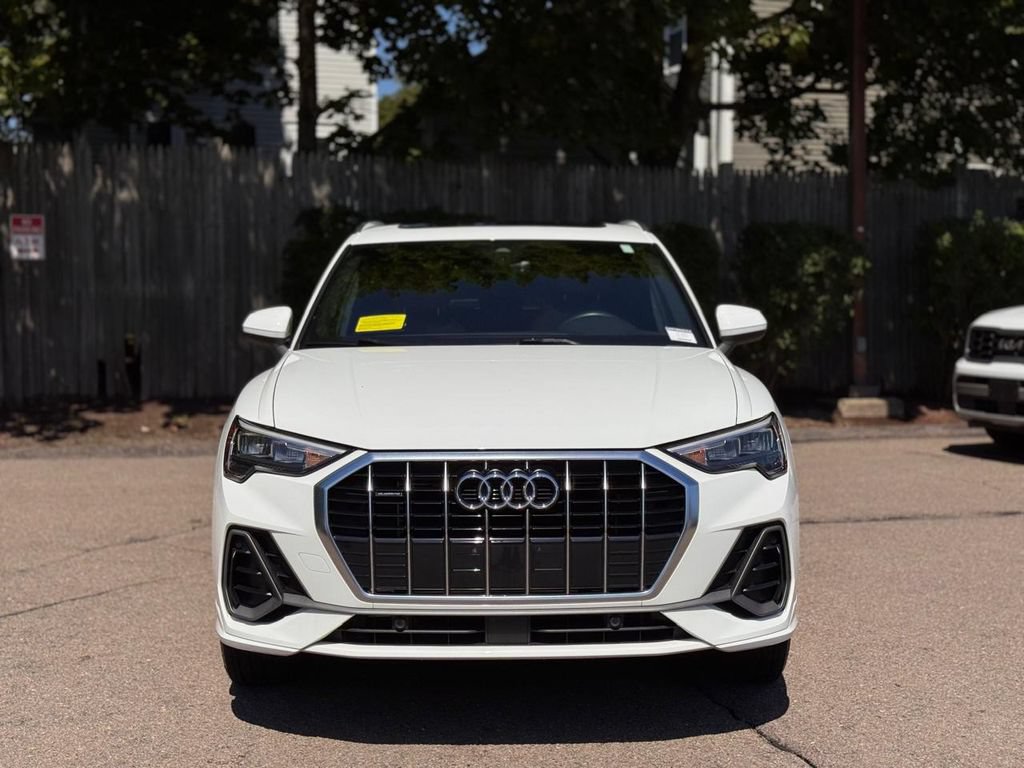 Used 2021 Audi Q3 2.0T Premium w/ Convenience Package AWD/4WD image 9