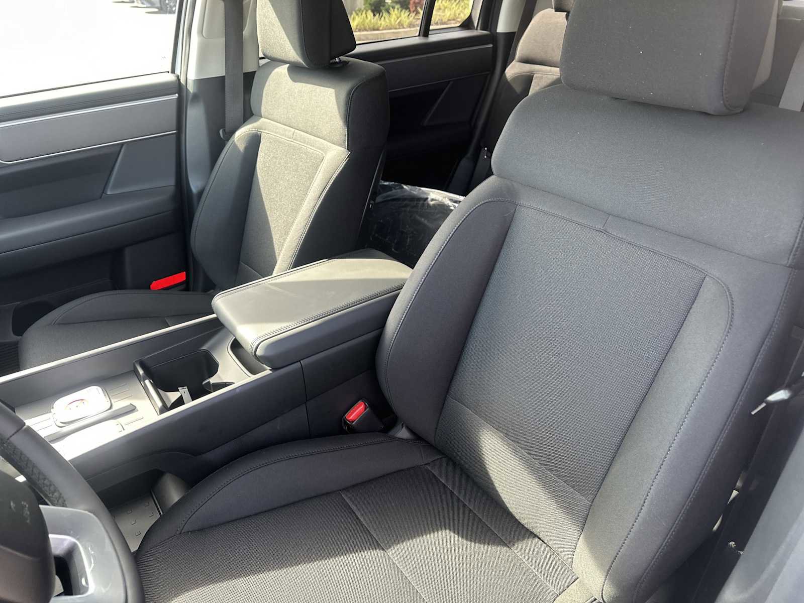 New 2026 Hyundai Santa Fe SE FWD image 25