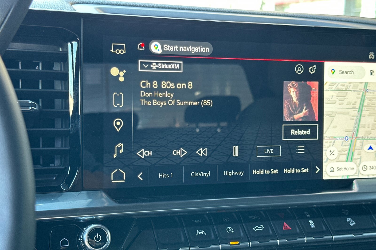 Used 2023 GMC Sierra 1500 Elevation w/ LPO, Elevation Black Package image 17