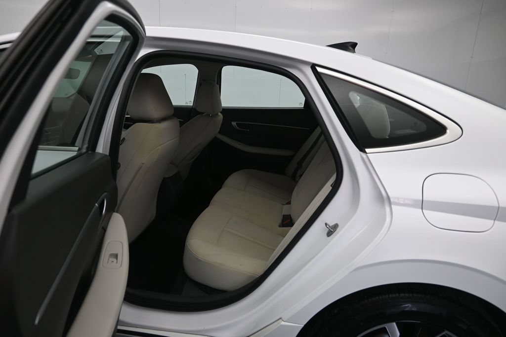 Used 2025 Hyundai Sonata SEL FWD image 23