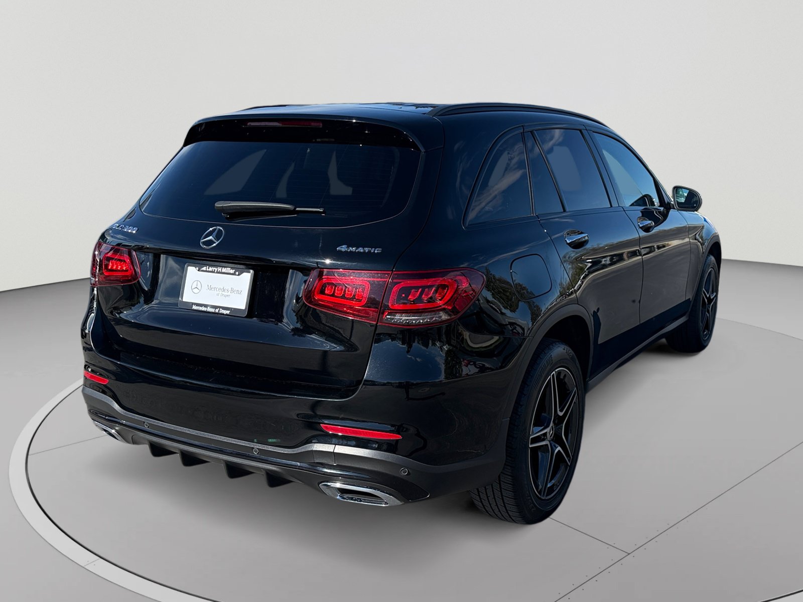 Certified 2022 Mercedes-Benz GLC 300 4MATIC image 5