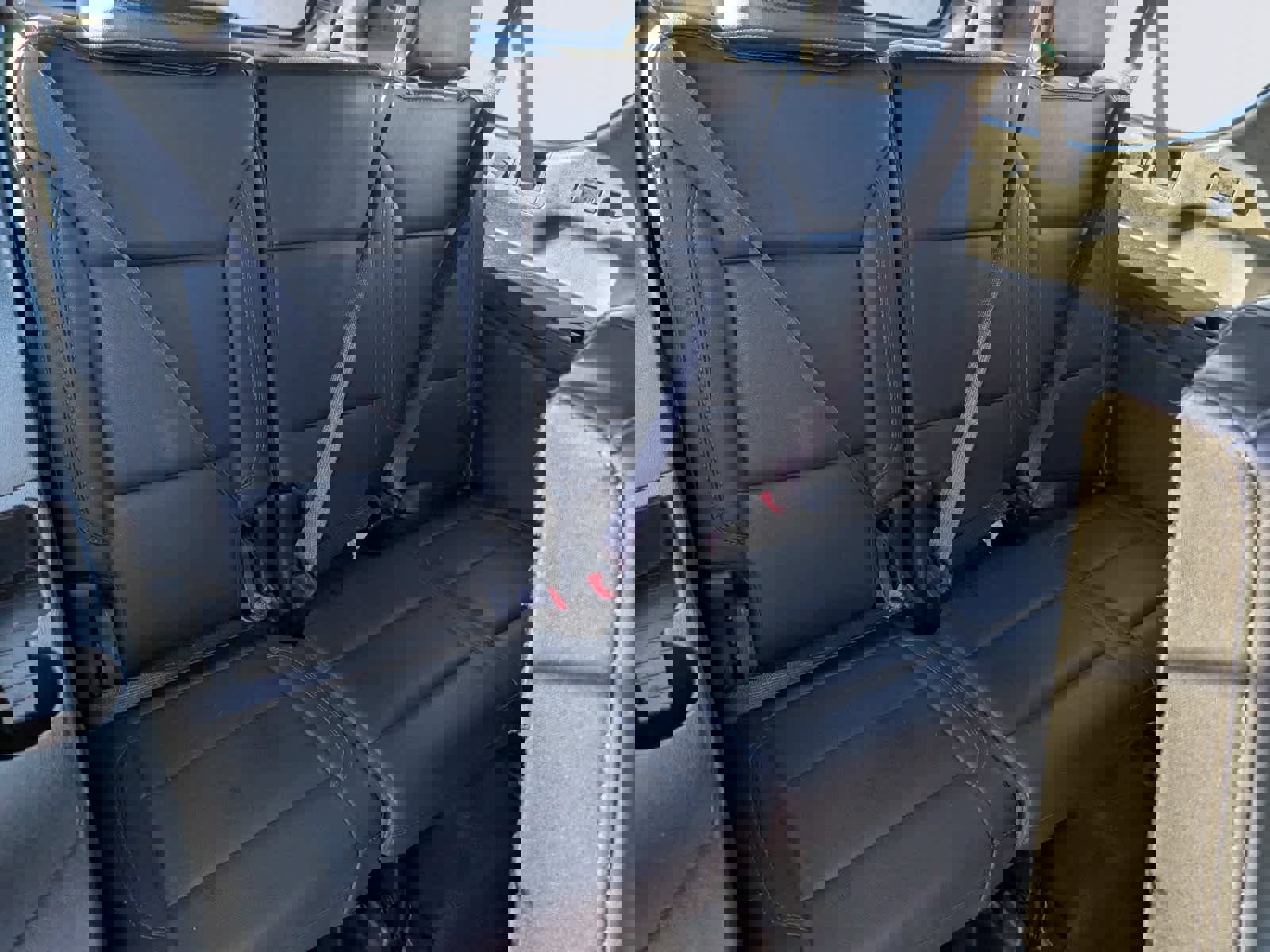 Used 2022 Chevrolet Suburban LT image 11