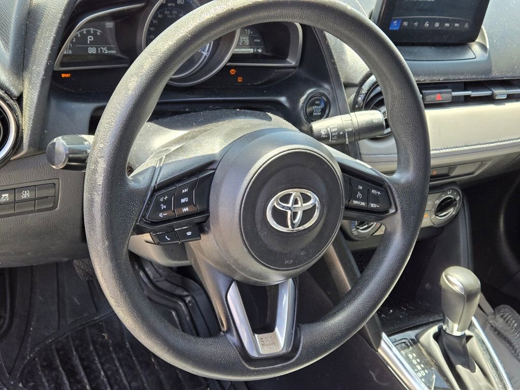 Used 2019 Toyota Yaris LE FWD image 9
