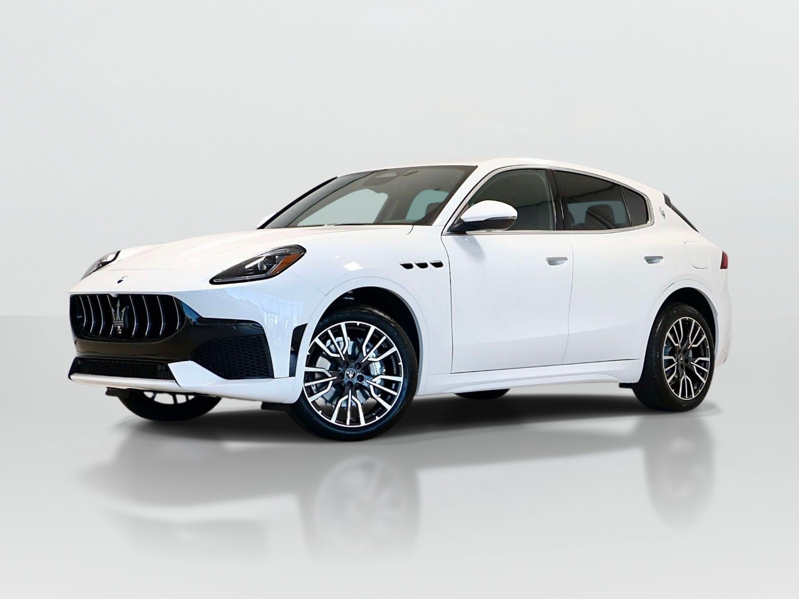 New 2027 Maserati Grecale AWD/4WD image 1