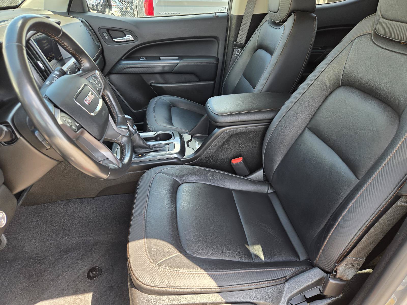 Used 2022 GMC Canyon AT4 w/ Trailering Package AWD/4WD image 24
