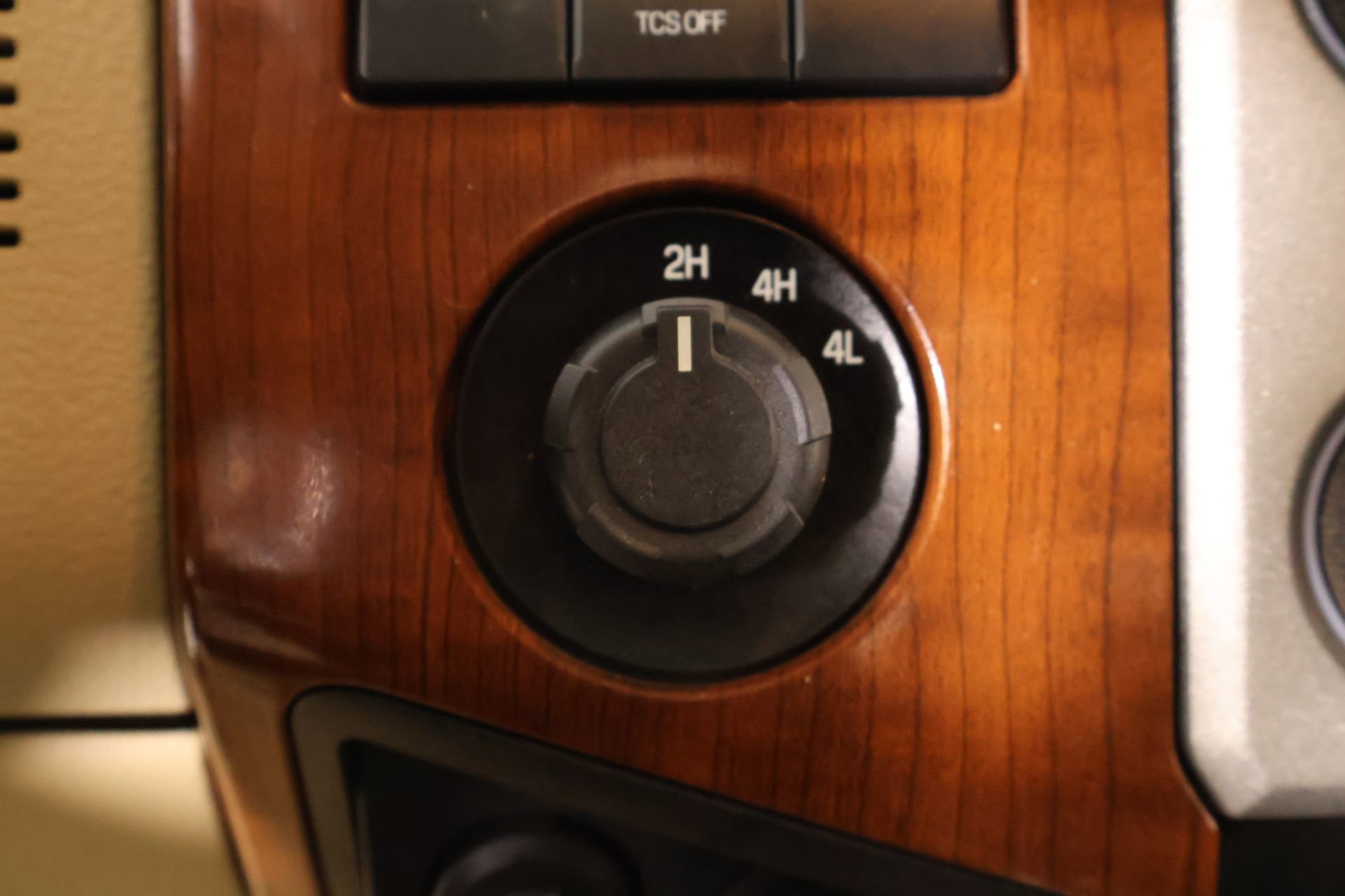 Used 2015 Ford F350 King Ranch image 9