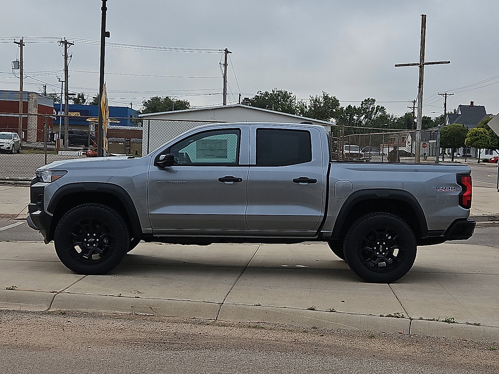 New 2026 Chevrolet Colorado Trail Boss AWD/4WD image 2