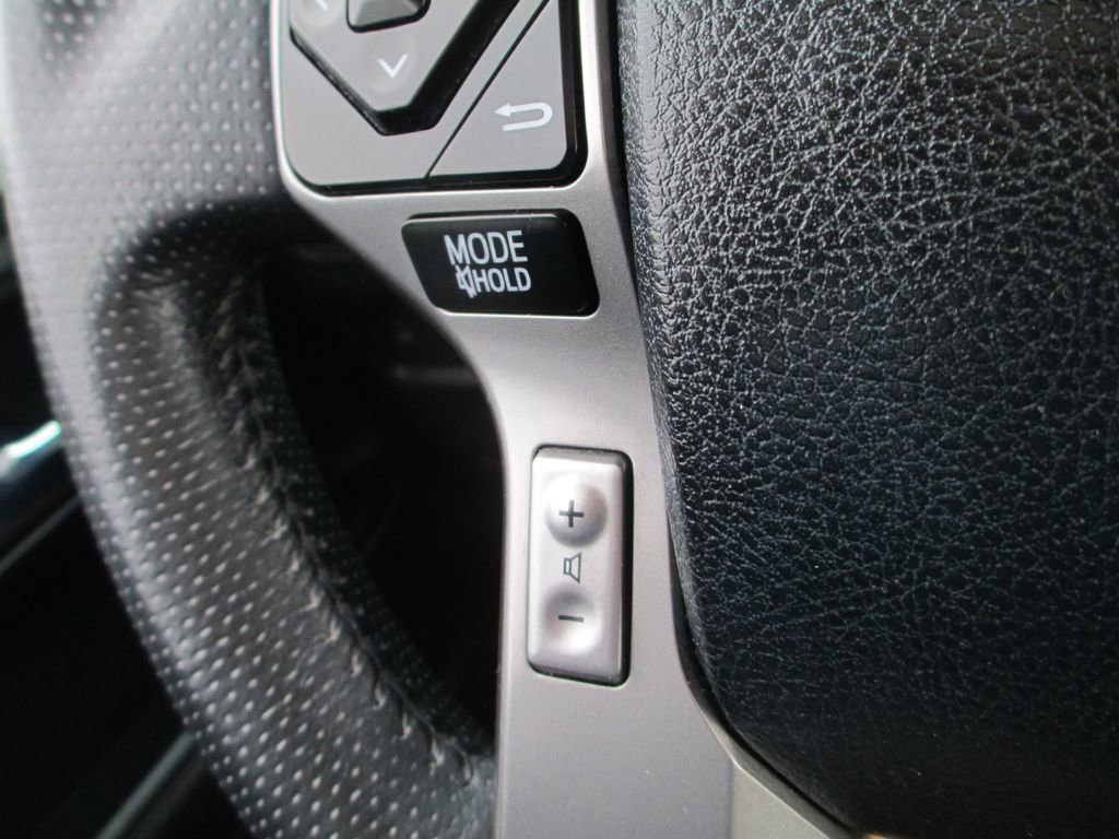 Used 2018 Toyota 4Runner SR5 image 31