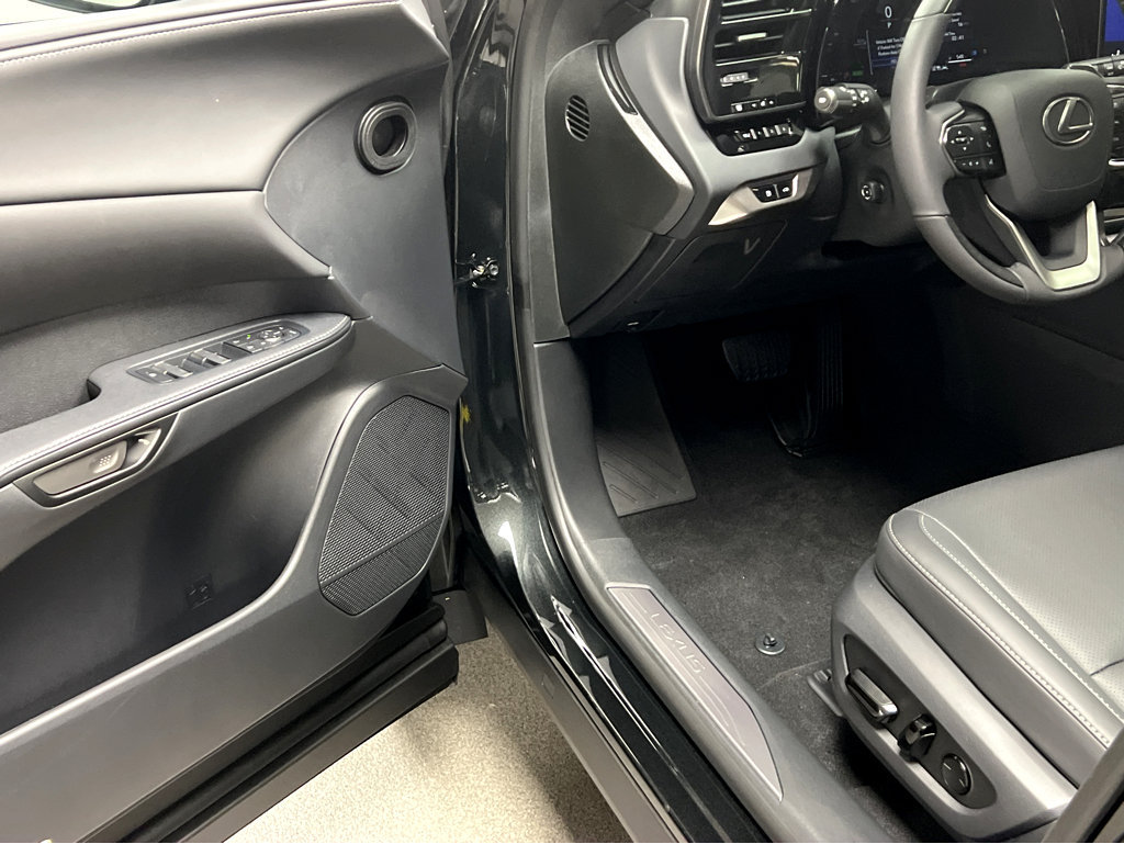 New 2026 Lexus RX 350h AWD/4WD image 8