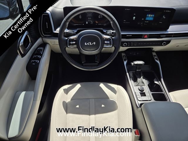 Certified 2025 Kia Sorento S w/ Panoramic Sunroof Package image 15