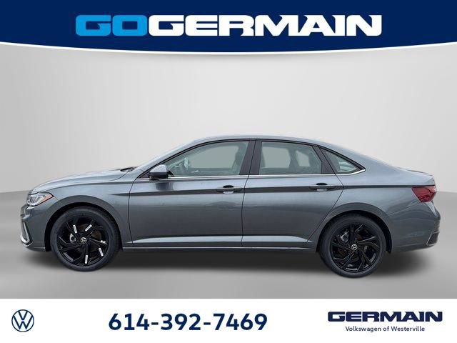 New 2026 Volkswagen Jetta SE FWD image 12