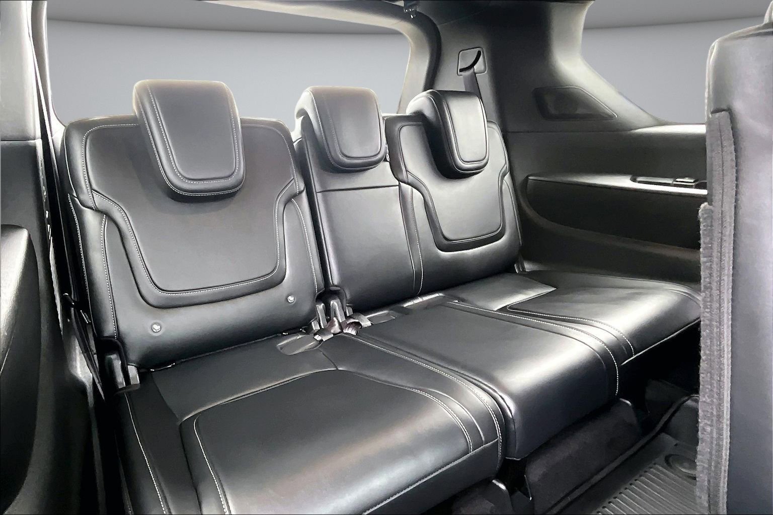 Used 2025 Nissan Armada PRO-4X w/ Pro-4X Premium Package image 25