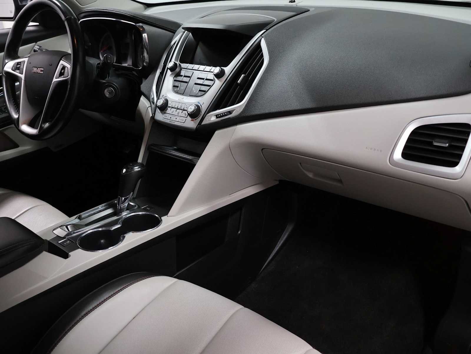 Used 2016 GMC Terrain SLT w/ Open Road Package FWD image 6