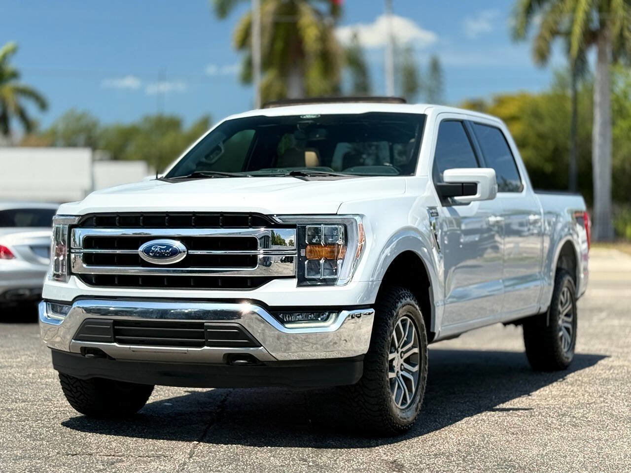 Used 2022 Ford F150 Lariat w/ Equipment Group 501A Mid AWD/4WD image 1