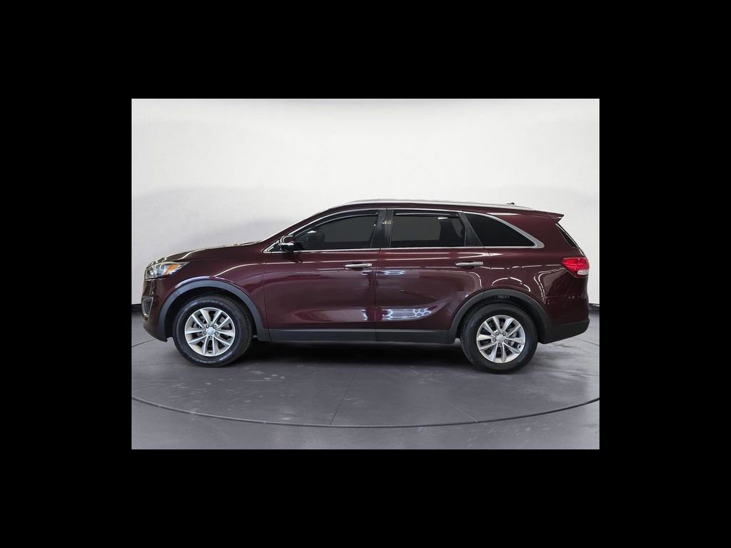 Used 2017 Kia Sorento FWD w/ LX Convenience Package image 3
