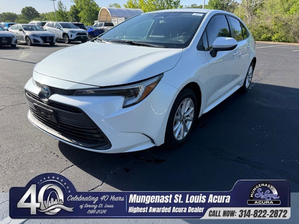 Used 2024 Toyota Corolla LE w/ LE Convenience Package AWD/4WD image 1