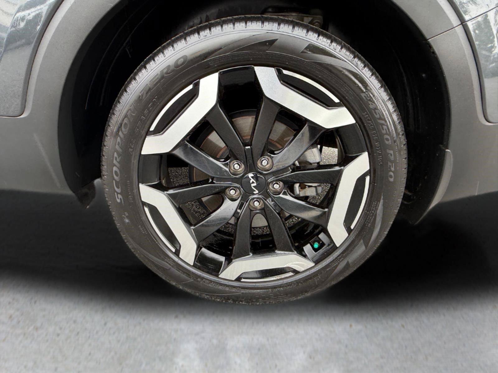 Used 2024 Kia Telluride EX FWD image 15