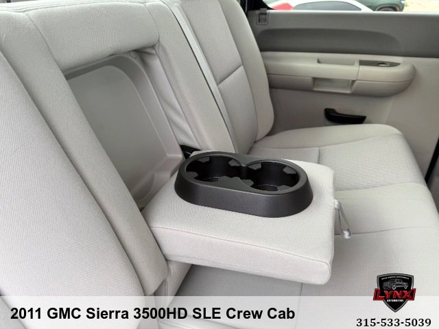 Used 2011 GMC Sierra 3500 SLE w/ SLE Preferred Package AWD/4WD image 28