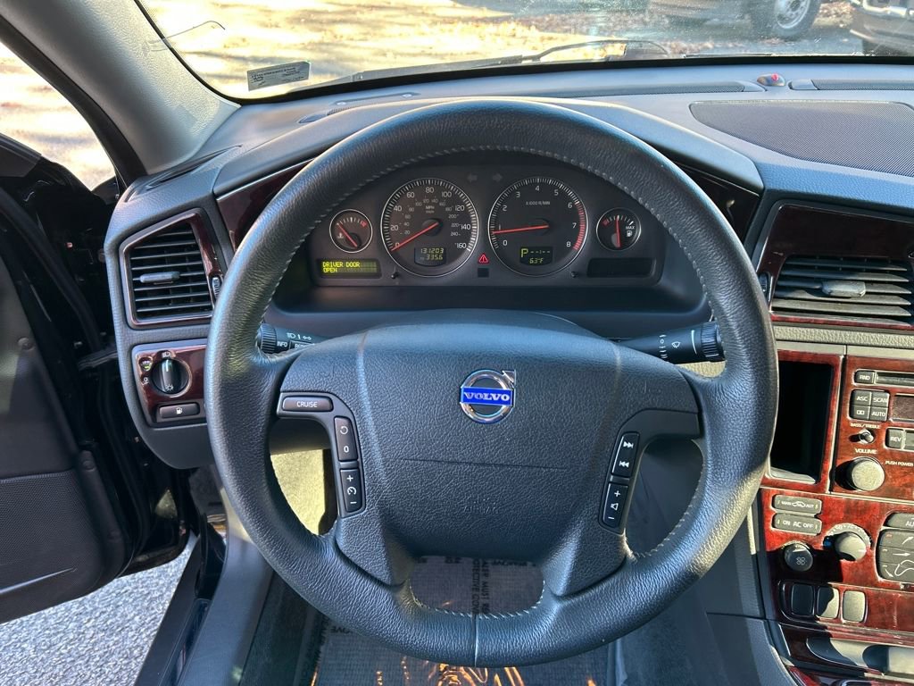 Used 2004 Volvo XC70 image 18