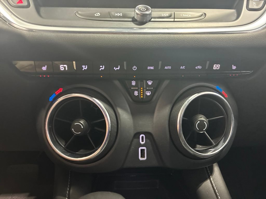 Used 2024 Chevrolet Blazer LT w/ Convenience Package FWD image 25