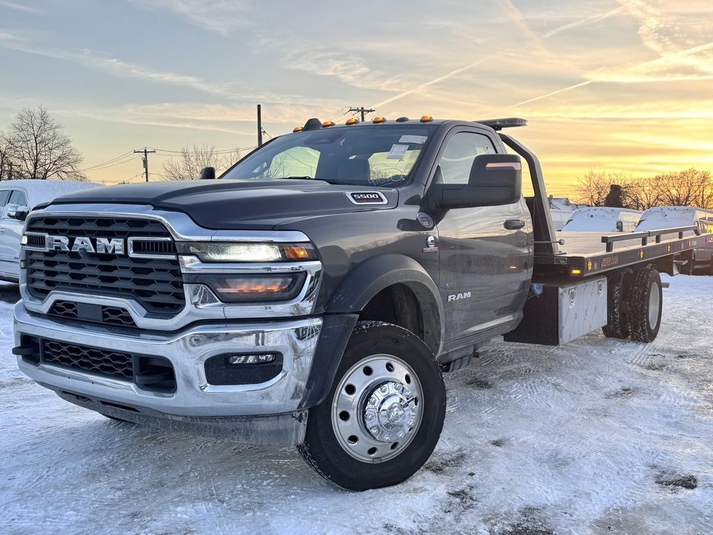 Used 2025 RAM 5500 Tradesman image 3