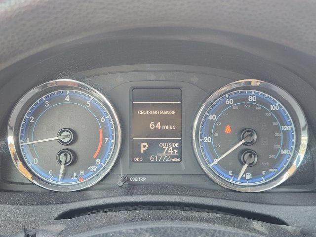 Used 2018 Toyota Corolla LE FWD image 11