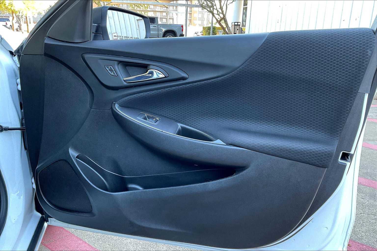 Used 2023 Chevrolet Malibu LS image 20