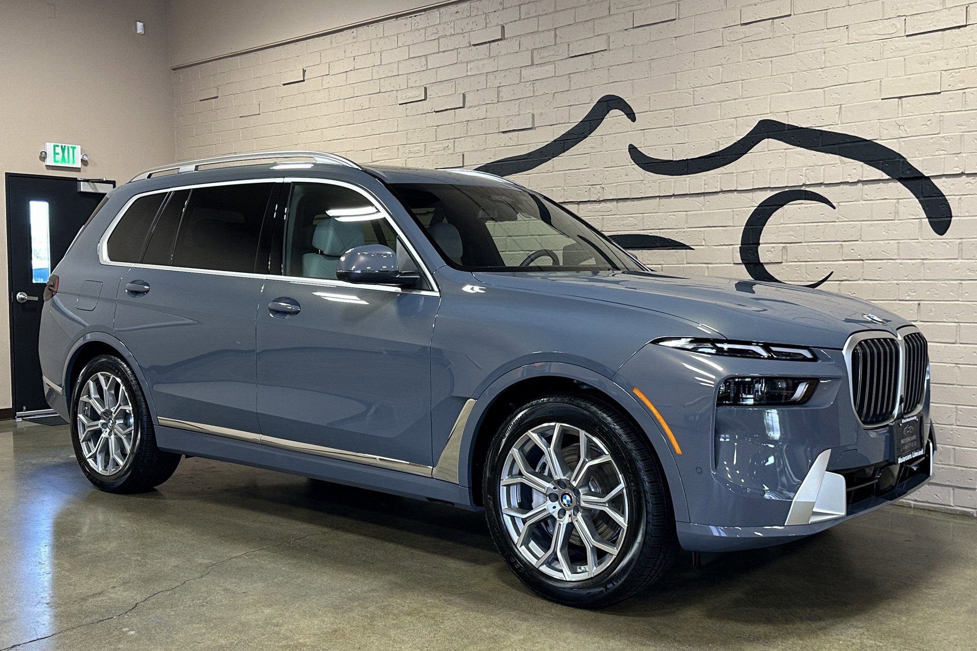 Used 2025 BMW X7 xDrive40i image 11