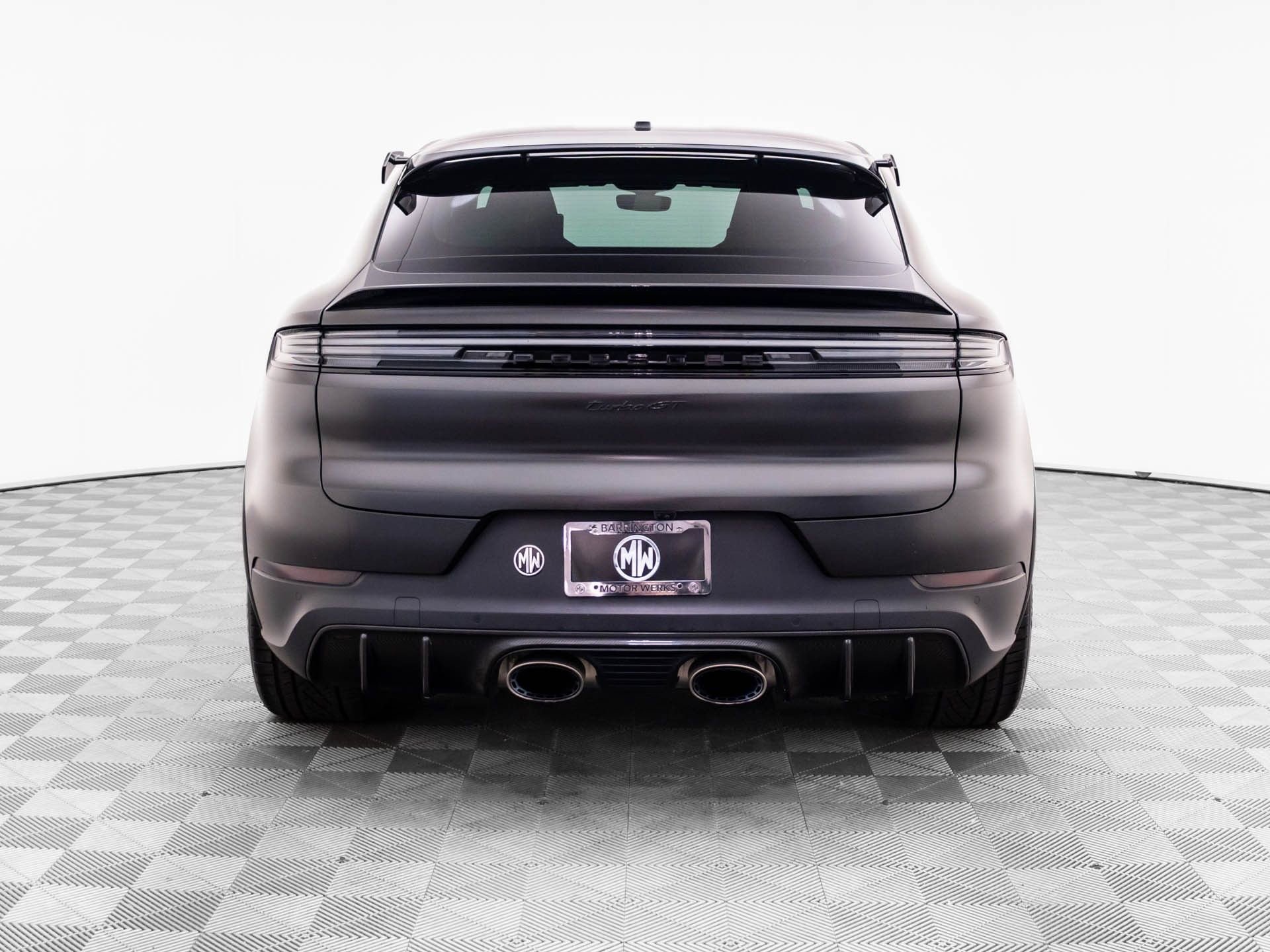 Used 2024 Porsche Cayenne Turbo GT image 10