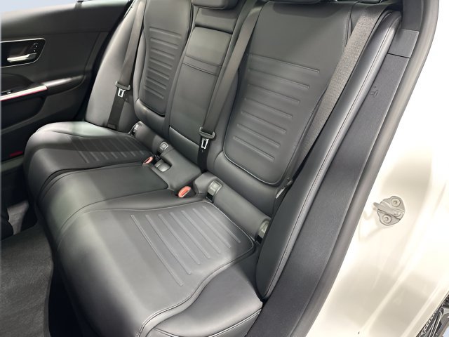 Used 2023 Mercedes-Benz C 300 4MATIC Sedan image 30