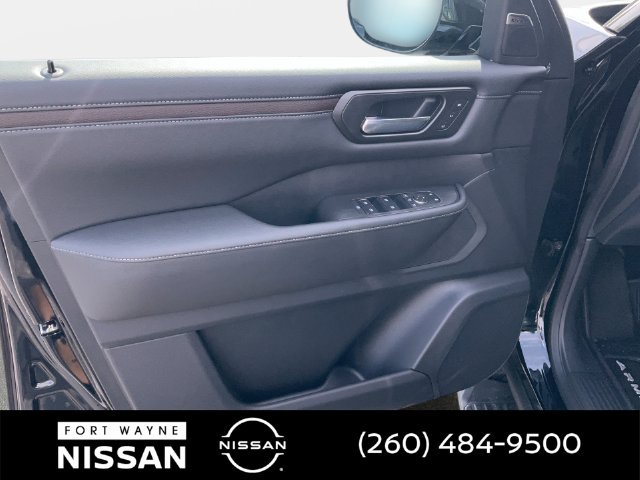New 2026 Nissan Armada SL w/ Captain's Chari Seat Package AWD/4WD image 28