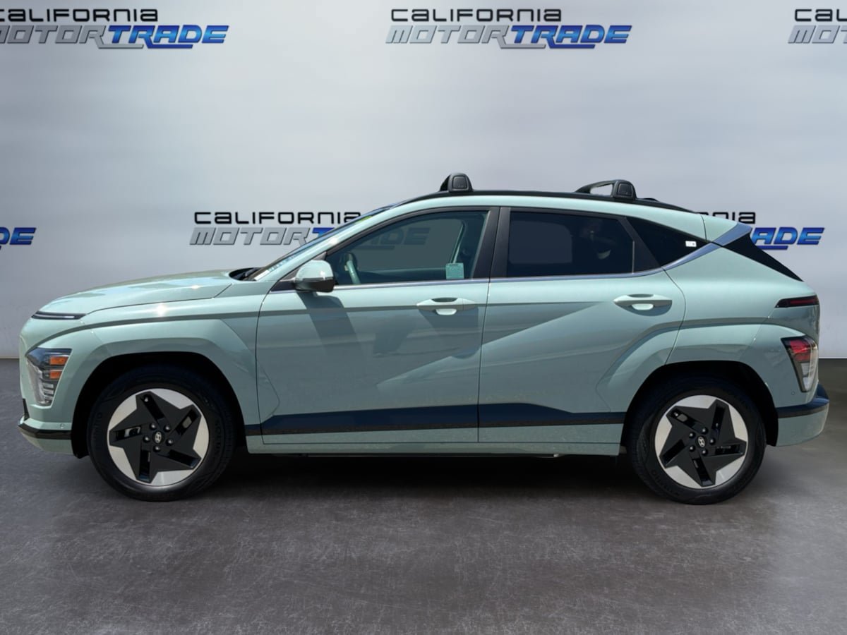 Used 2024 Hyundai Kona Limited FWD image 8