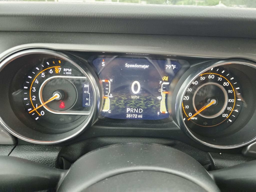 Certified 2021 Jeep Wrangler Unlimited Sahara AWD/4WD image 26