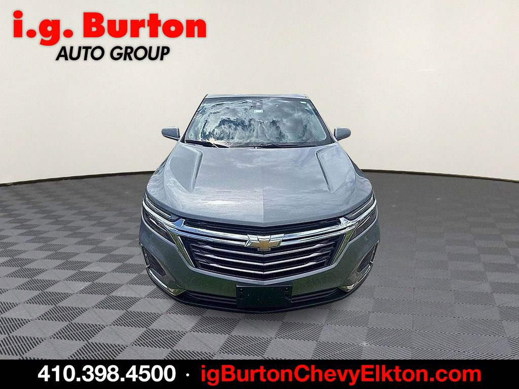 Used 2023 Chevrolet Equinox Premier FWD image 2