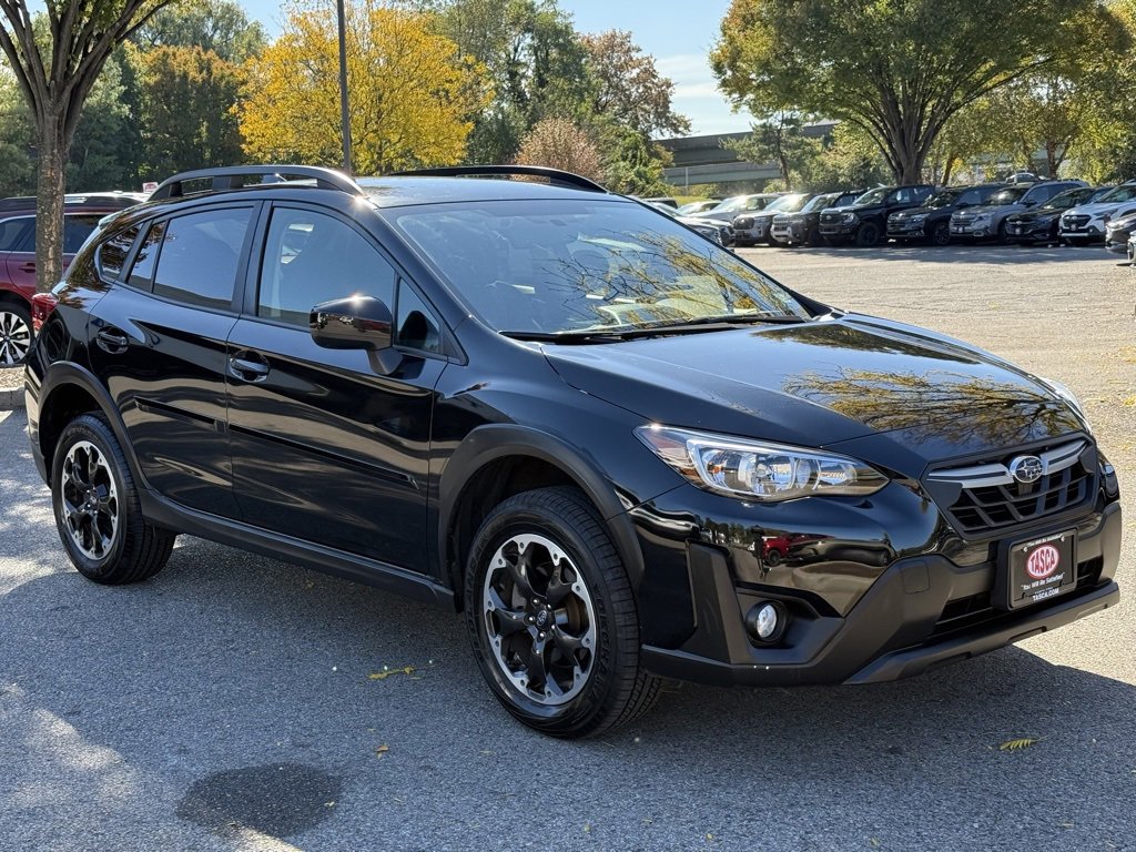 Used 2023 Subaru Crosstrek 2.0i Premium image 4