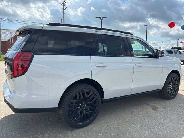 New 2026 Ford Expedition Platinum w/ Stealth Performance Package image 9