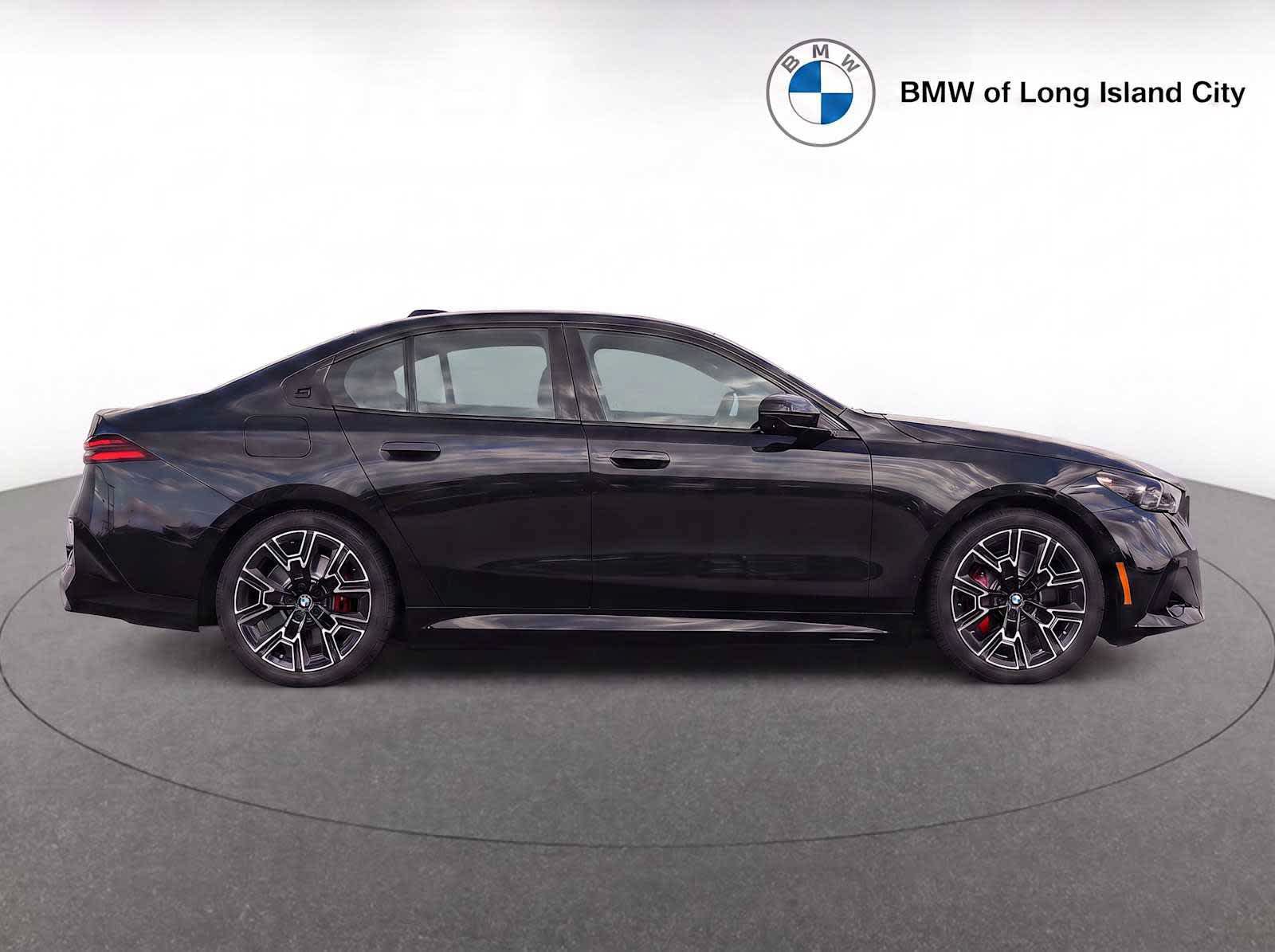 New 2027 BMW 530i xDrive w/ M Sport Package AWD/4WD image 8