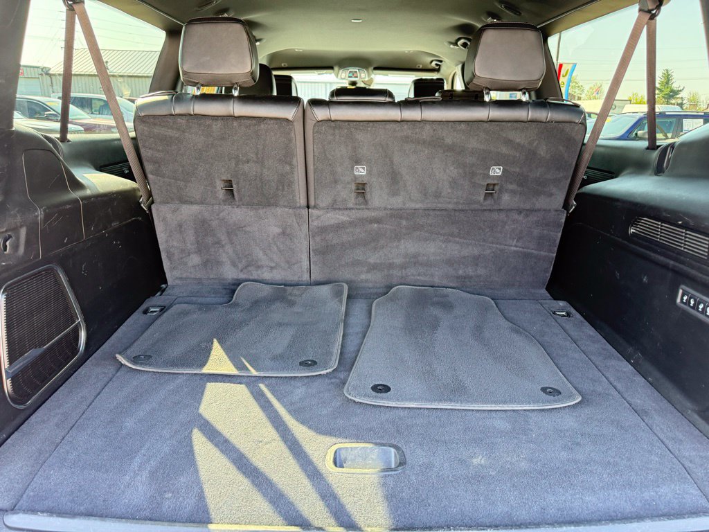 Used 2024 Jeep Wagoneer L Series III w/ Flexible Seating Group AWD/4WD image 28