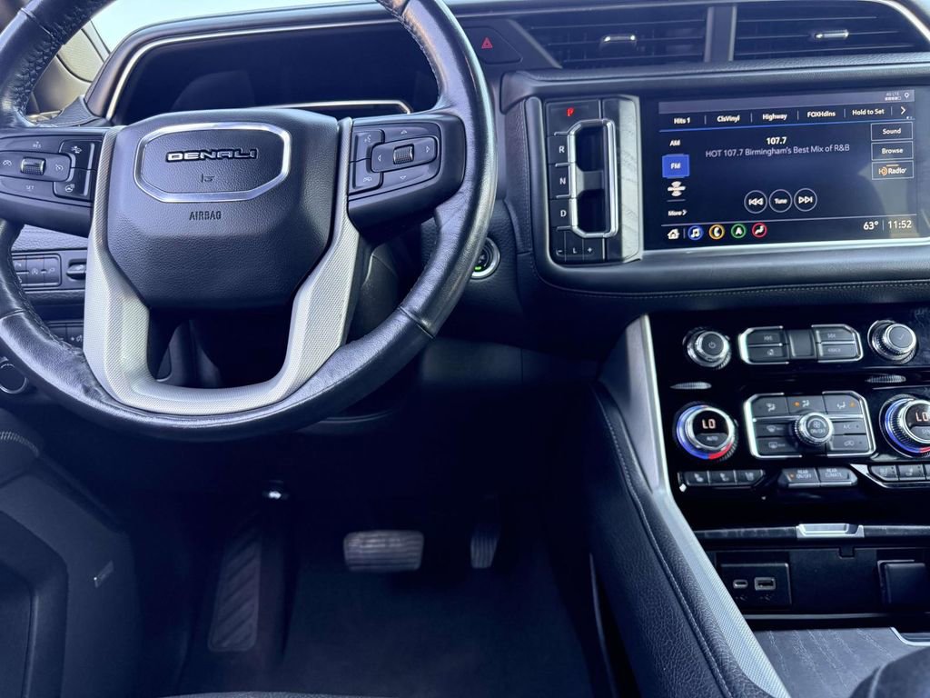 Used 2021 GMC Yukon XL Denali image 28