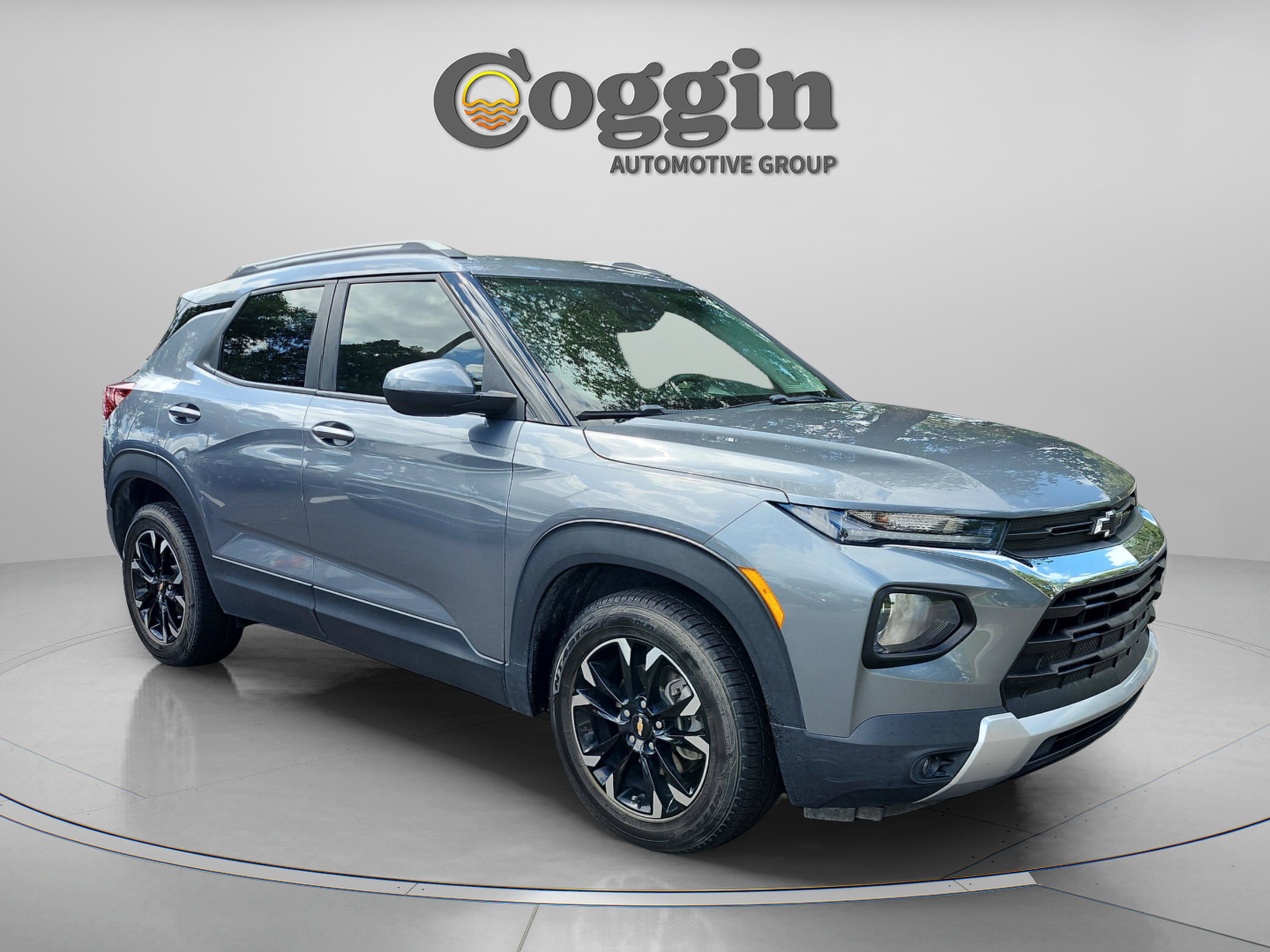 Used 2022 Chevrolet TrailBlazer LT w/ Premium Seating Package FWD image 7
