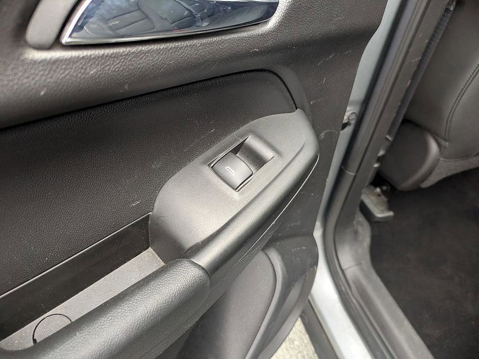 Used 2023 Chevrolet TrailBlazer ACTIV w/ Sun and Liftgate Package image 29