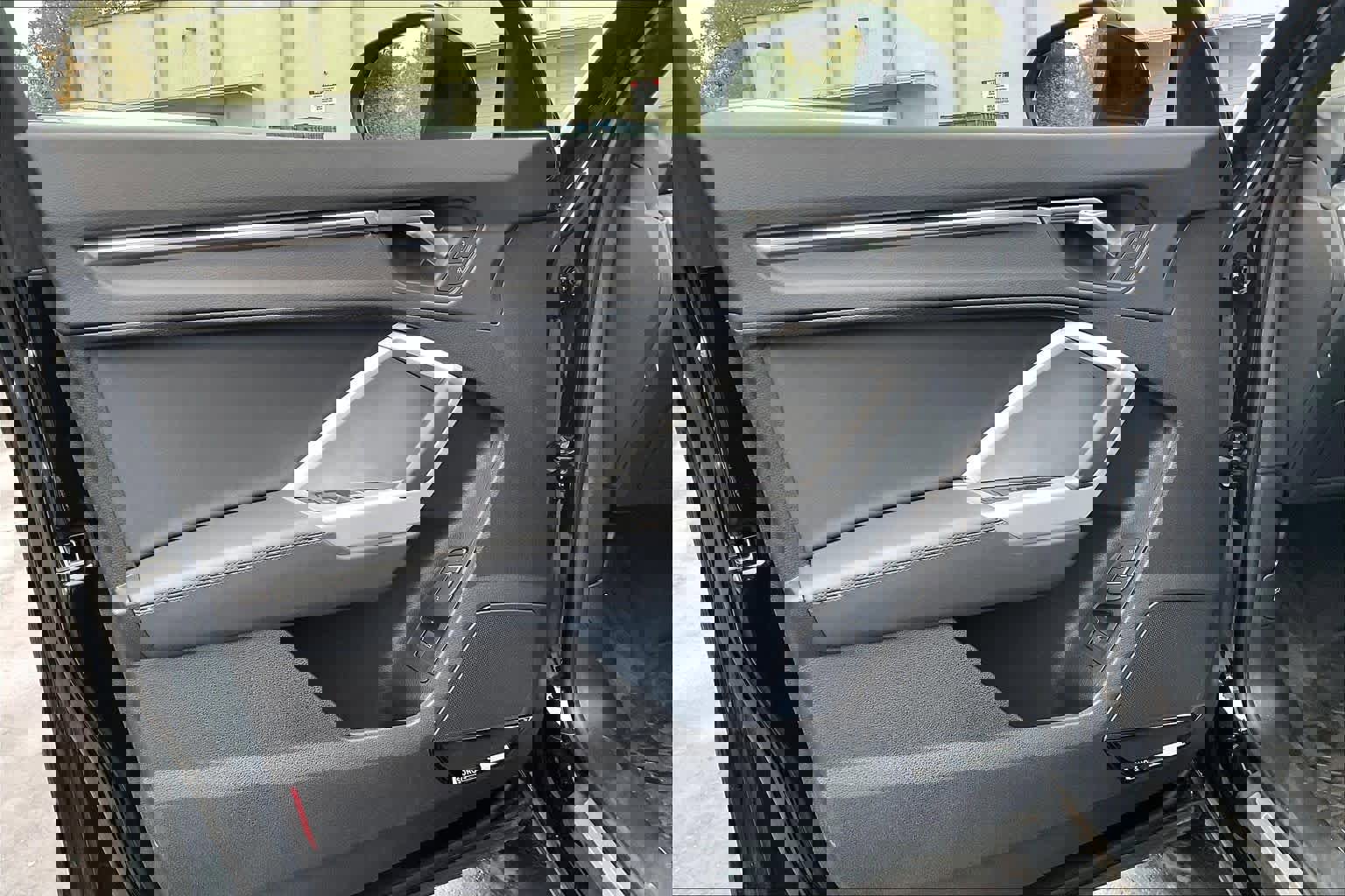 Used 2025 Audi Q3 2.0T Premium Plus image 26