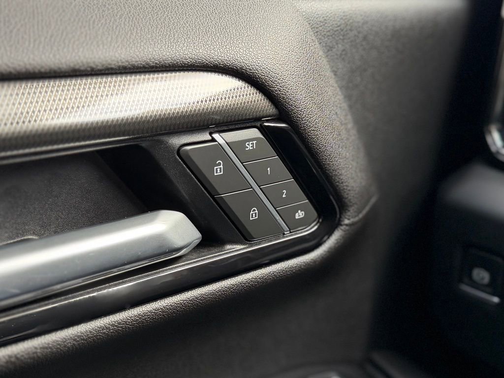 Used 2026 GMC Sierra 1500 AT4X image 23