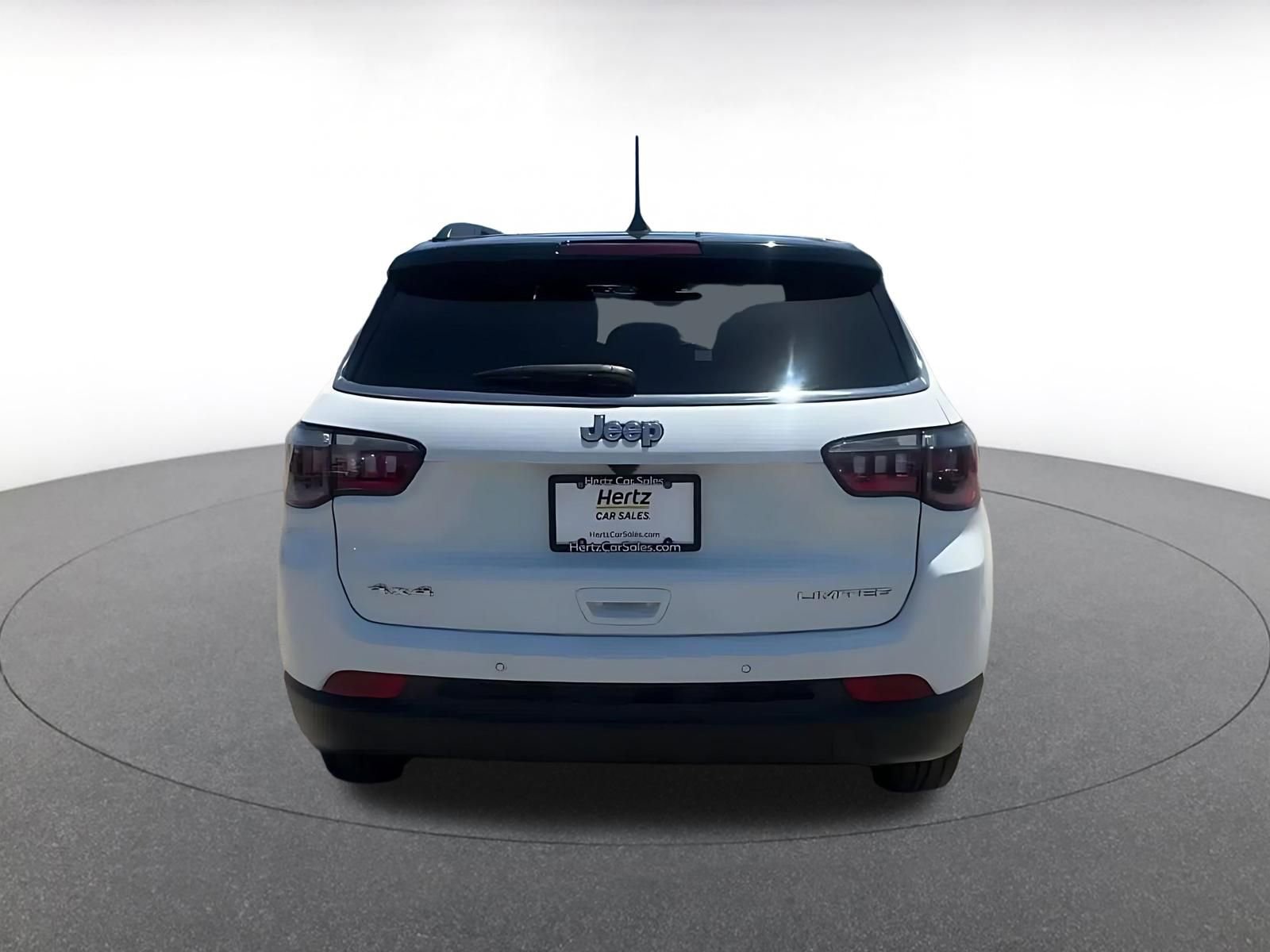 Used 2025 Jeep Compass Limited AWD/4WD image 12