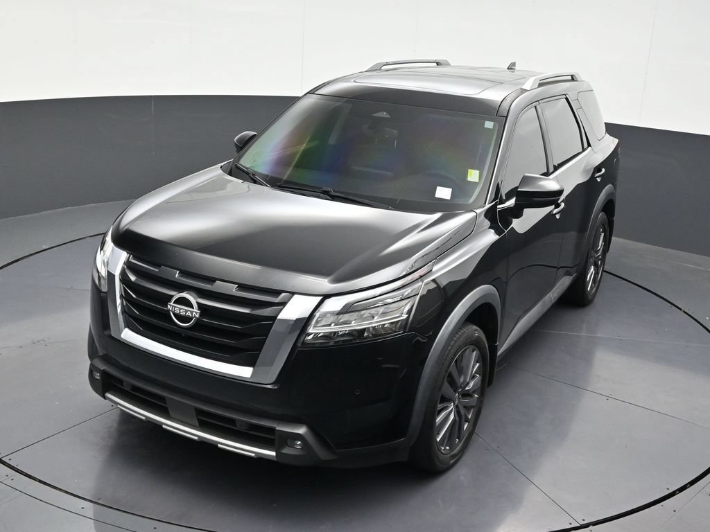 Used 2022 Nissan Pathfinder SL w/ SL Premium Package FWD image 17