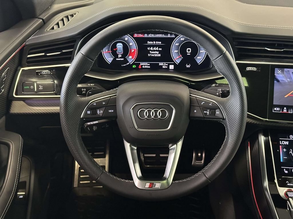 Used 2024 Audi SQ8 Prestige AWD/4WD image 16