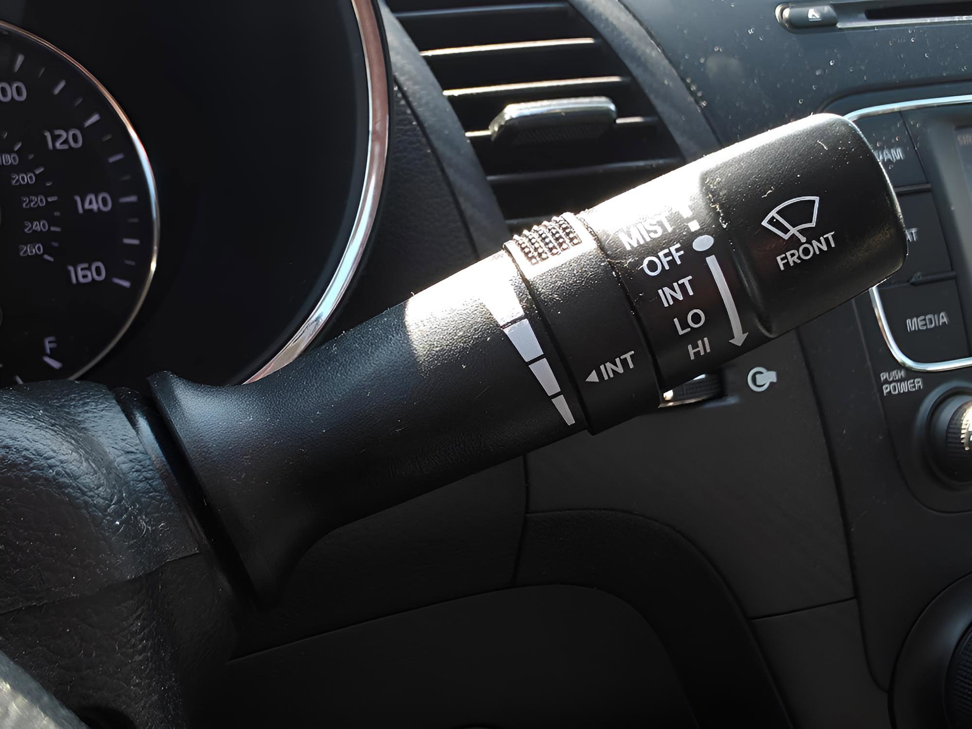 Used 2014 Kia Forte EX FWD image 25