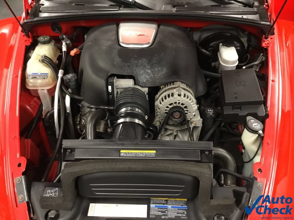 Used 2005 Chevrolet SSR w/ Preferred Equipment Group RWD image 40
